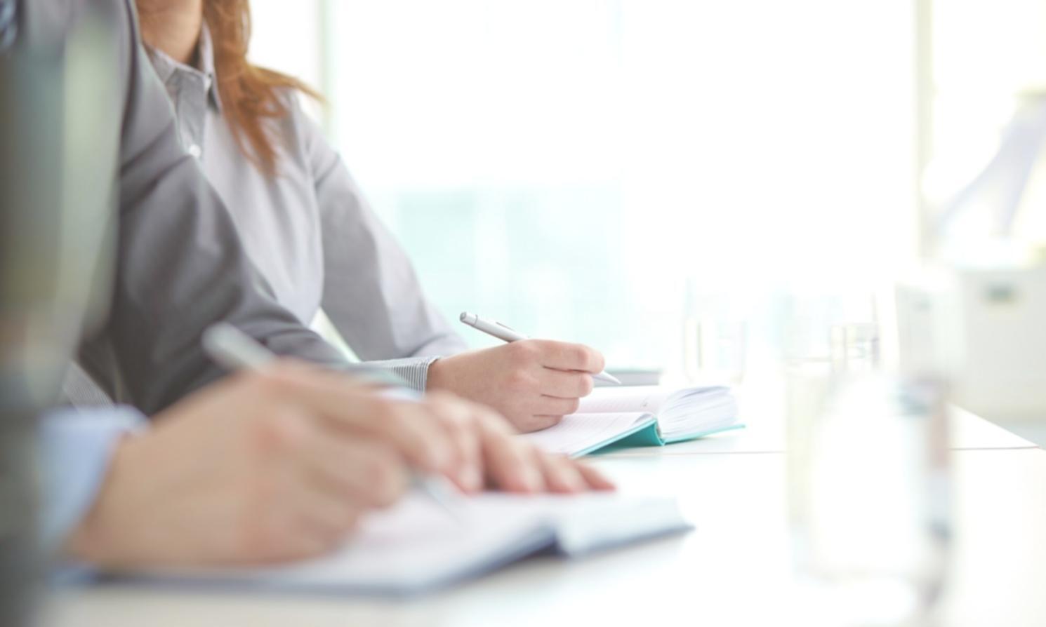 Equipo de Corporate Academy trabajando en estrategias de alimentación saludable